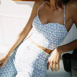 Floral tie up crop top